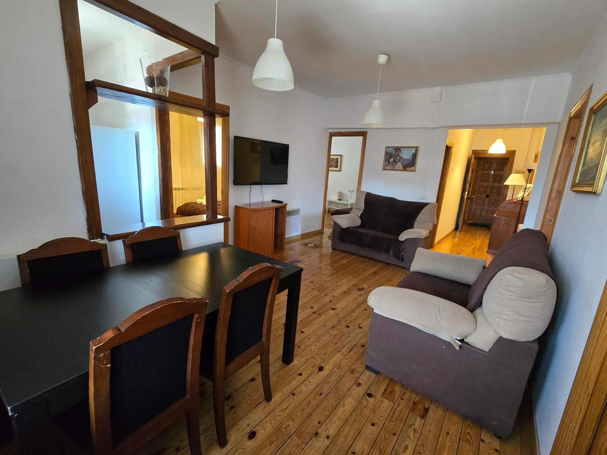 Spacious In Mountain View 150 Sqm