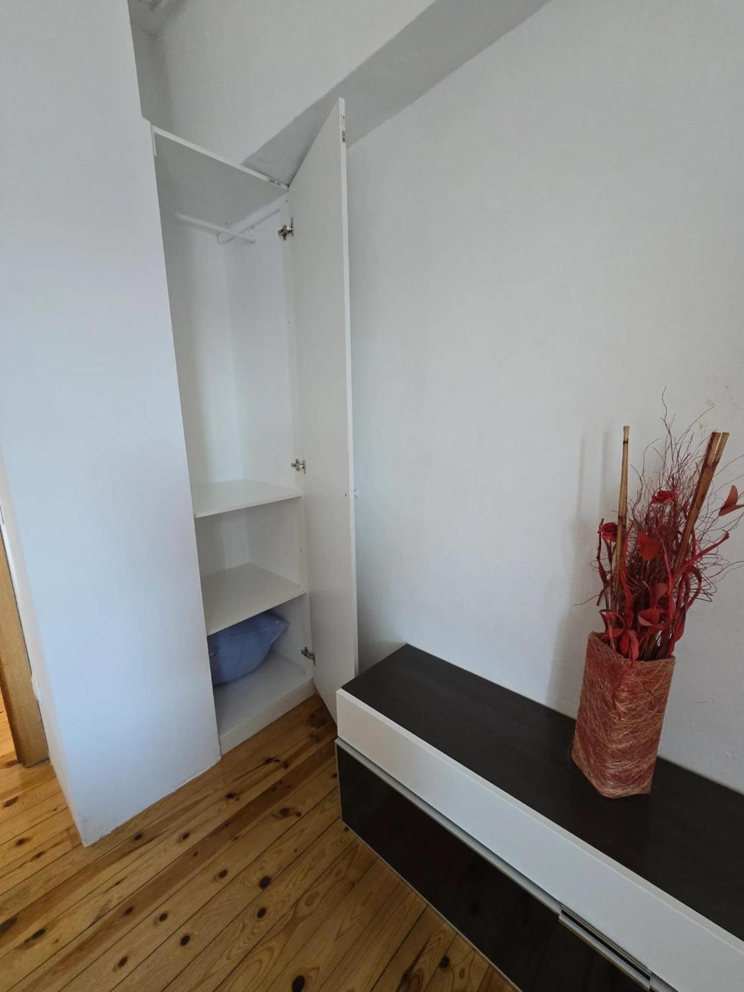 Spacious In Mountain View 150 Sqm Appartement *